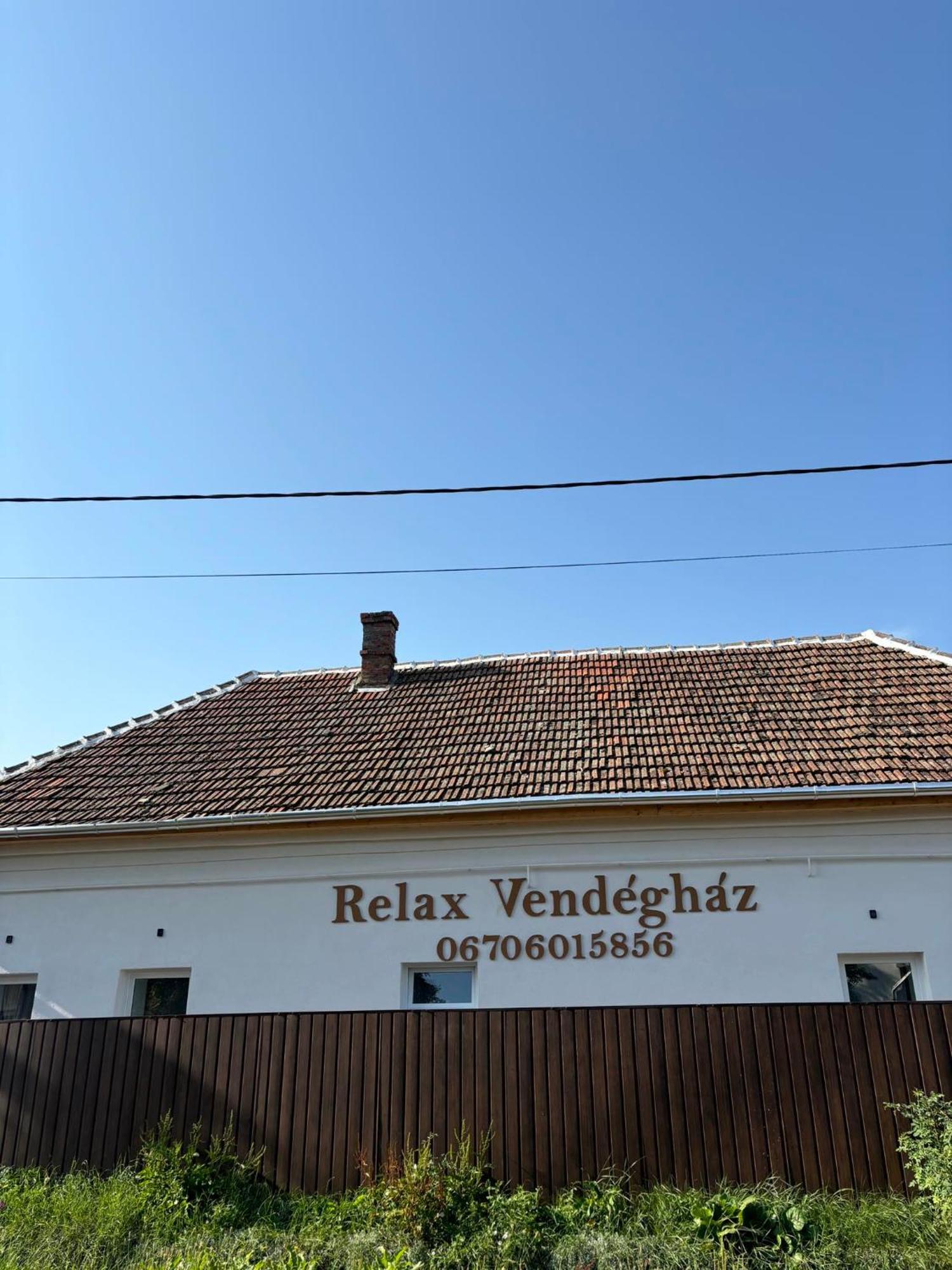Apartamento Stone Vendeghaz Tisza-To Poroszló Exterior foto